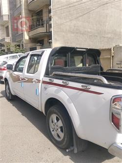 نيسان نافارا